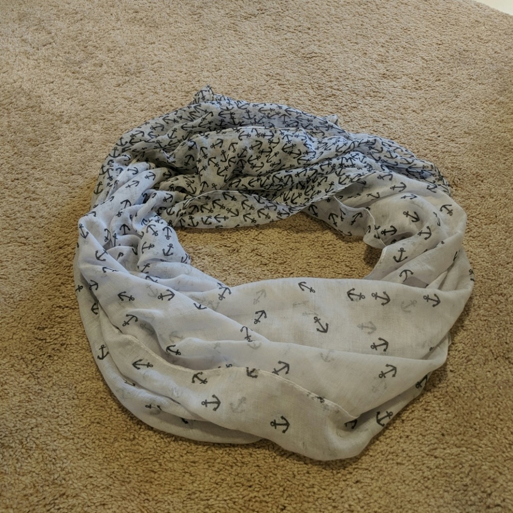 White anchor scarf
